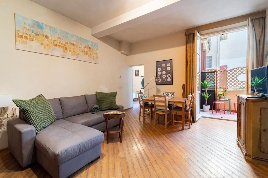 Appartamento Elegante E Centrale La Foglia D'Oro Bologne Extérieur photo