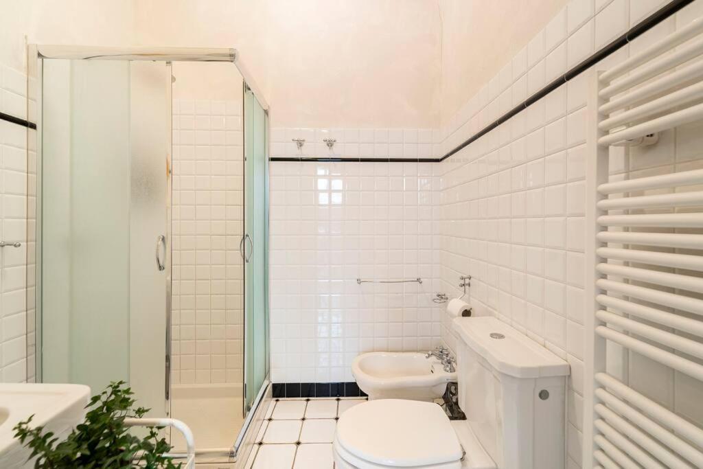 Appartamento Elegante E Centrale La Foglia D'Oro Bologne Extérieur photo